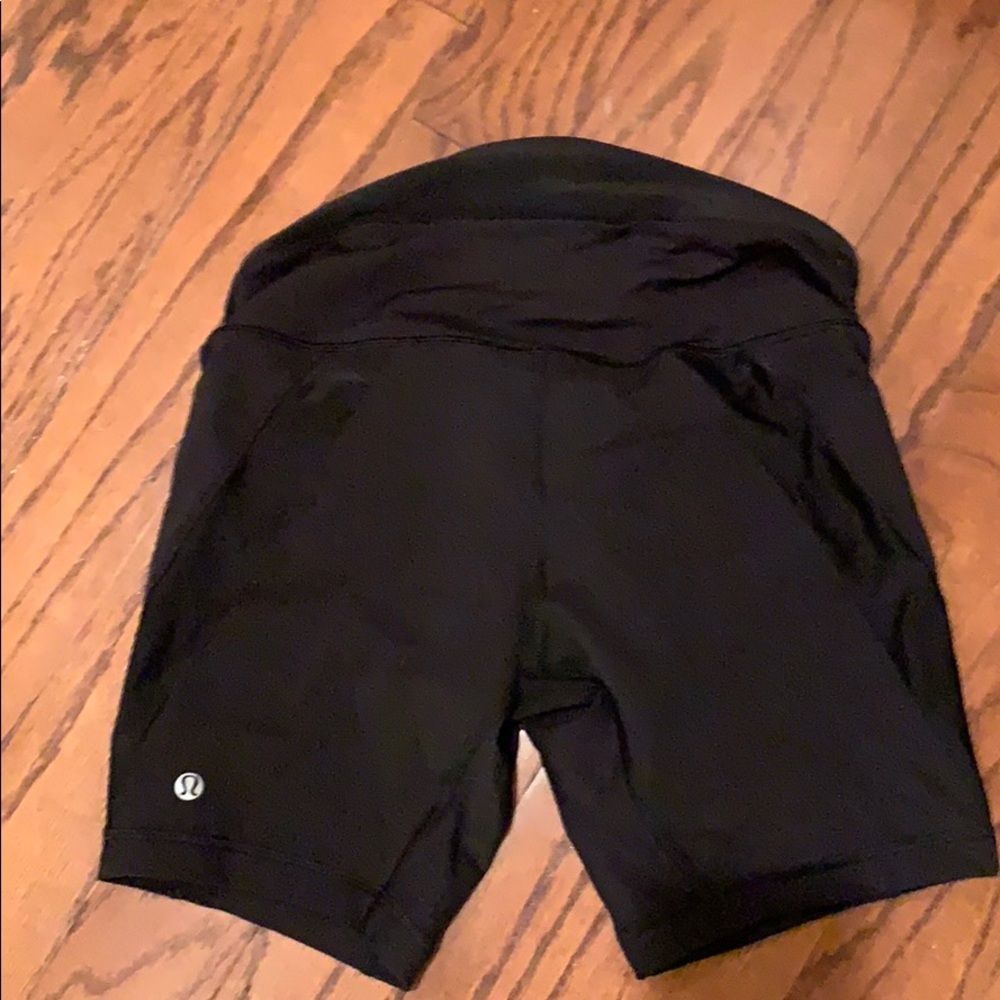 Lululemon bike shorts
